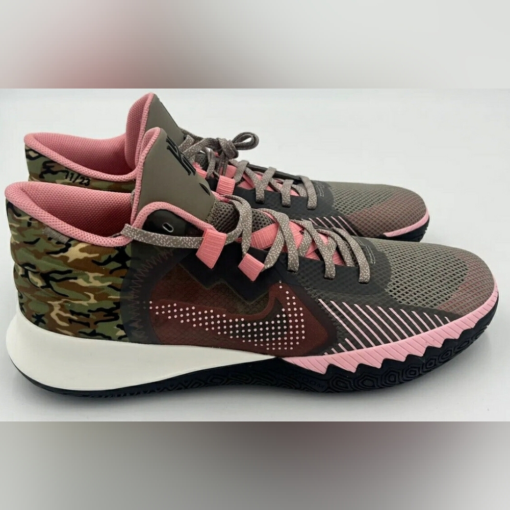 Nike Kyrie Flytrap V Camo Moon Fossil Pink Gaze Shoes Men Size 11 or Women 12.5